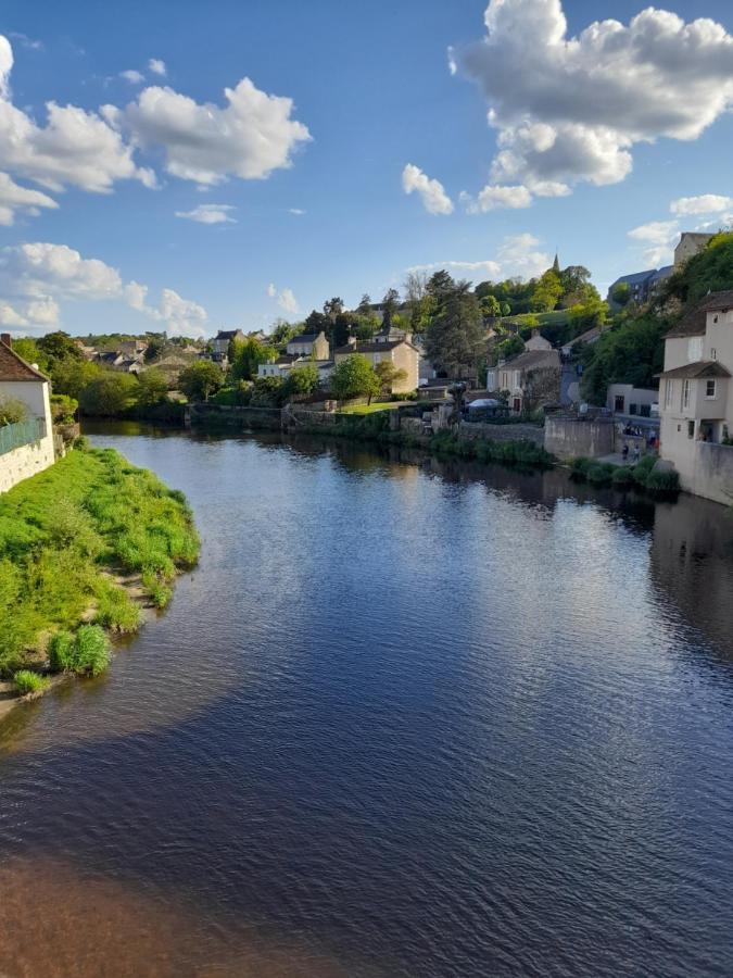 Maison En Ville Avec Terrasse Ensoleillee Et Wi-Fi Magnac-Laval المظهر الخارجي الصورة