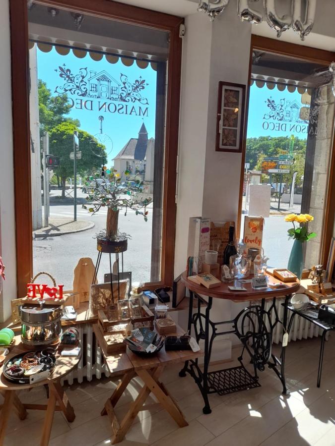 Maison En Ville Avec Terrasse Ensoleillee Et Wi-Fi Magnac-Laval المظهر الخارجي الصورة