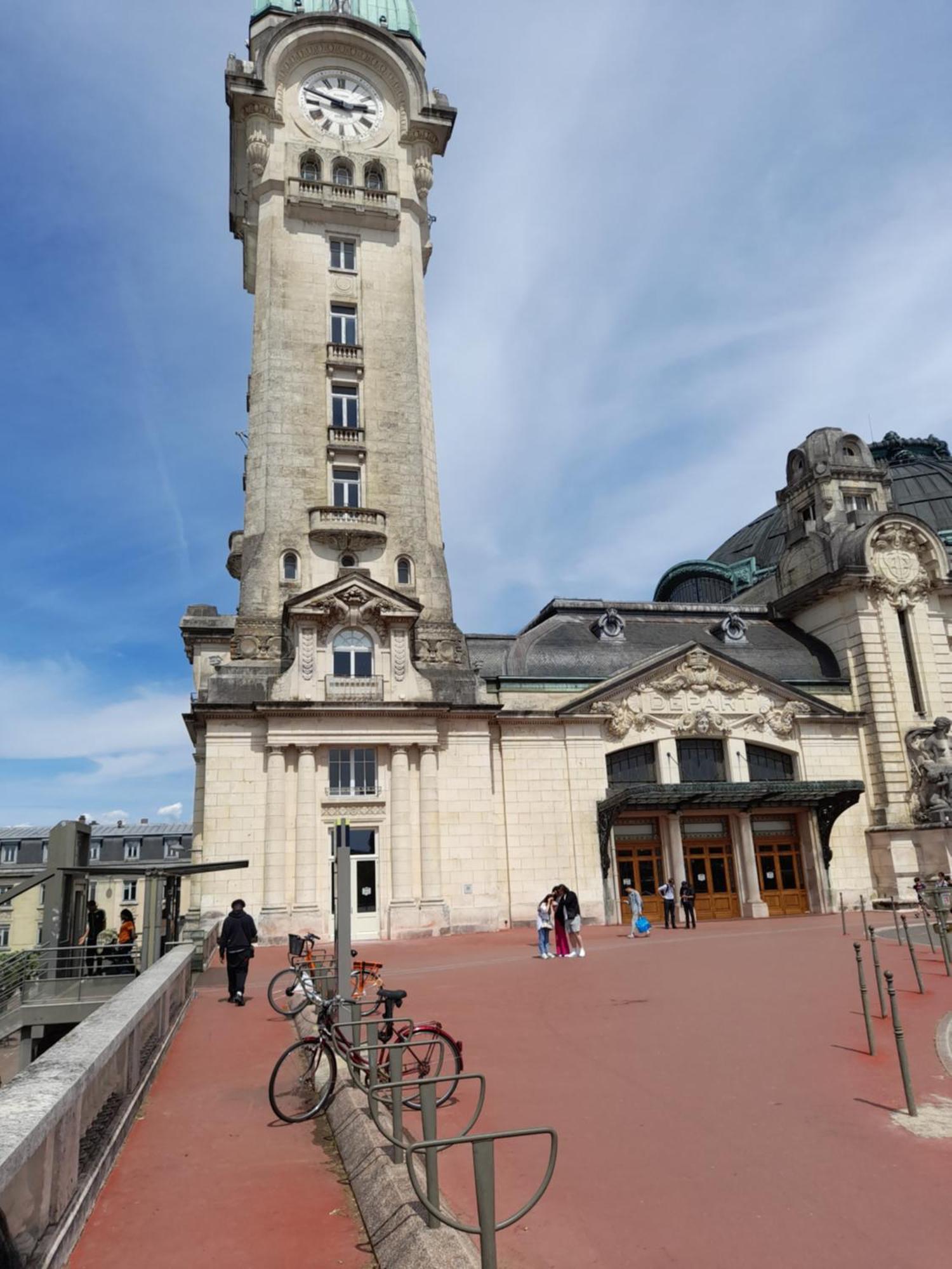 Maison En Ville Avec Terrasse Ensoleillee Et Wi-Fi Magnac-Laval المظهر الخارجي الصورة
